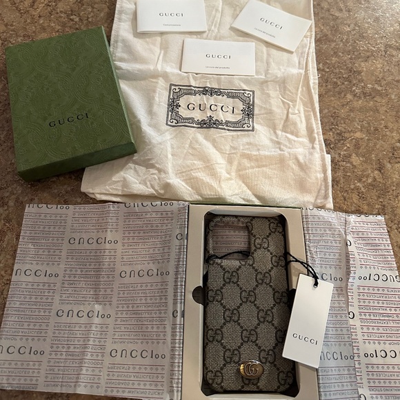 Gucci Other - Gucci iPhone 13 Pro Case